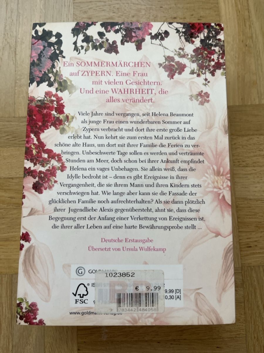Bücher: Lucinda Riley - Helenas Geheimnis, Roman – Gebraucht aus Zürich von Kleanthy 1