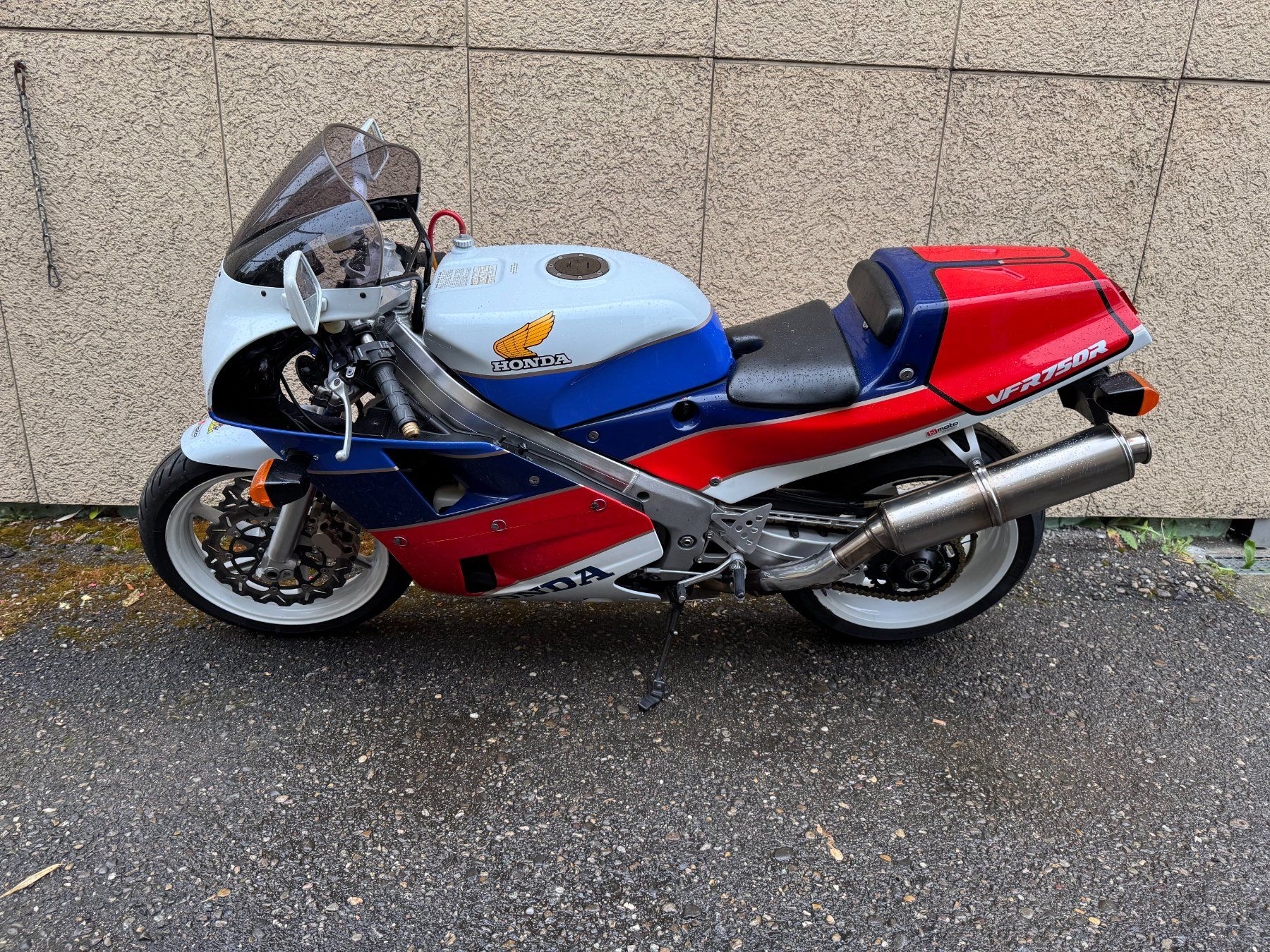 Honda Strada: HONDA VFR750R (RC30) – Usato da Winterthur venduto da hepebi 2