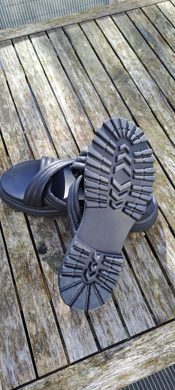 Scarpe da donna: Panolette Dockers by Gerli Gr. 42 – Usato da Buch am Irchel venduto da -mireli- 1