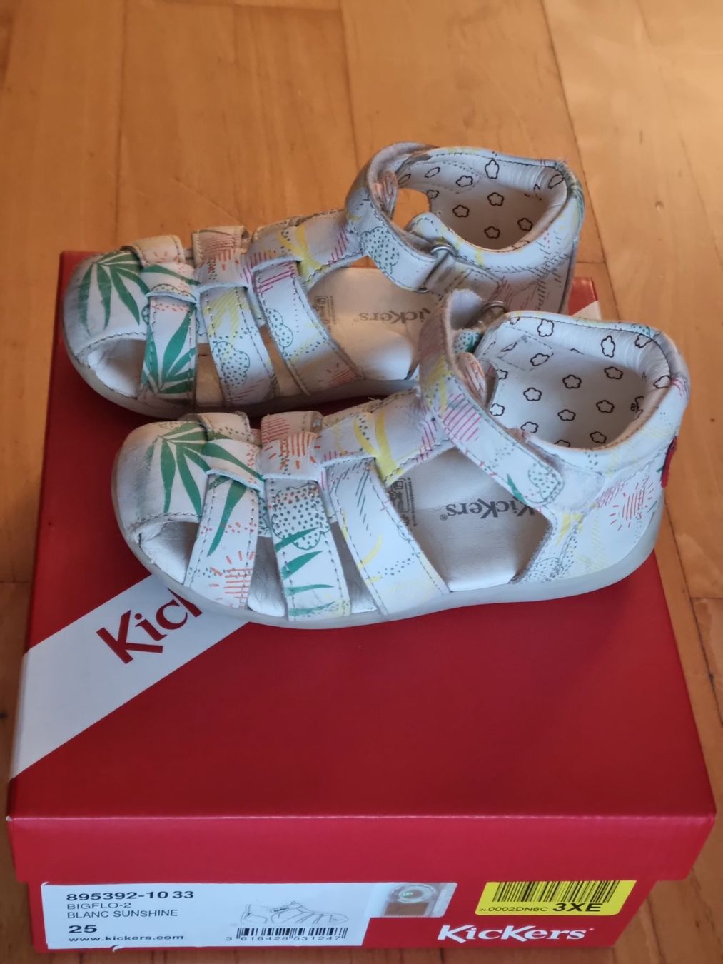 Kickers Scarpe per ragazzi: Kickers Sandalen aus Leder Gr 25 "Big Flo 2" – Usato da Bäch SZ venduto da cri_87ts 2