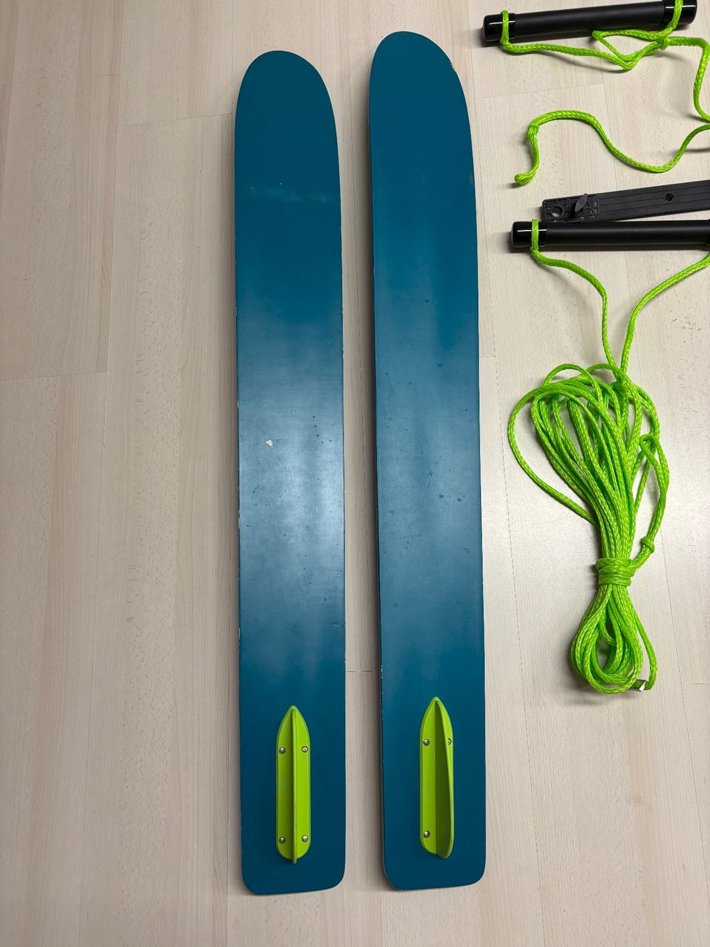 Sci: Jobe Buzz Trainer 46" / 117cm Wasserski Kinder – Usato da Lugnorre venduto da serge.morgenegg 2