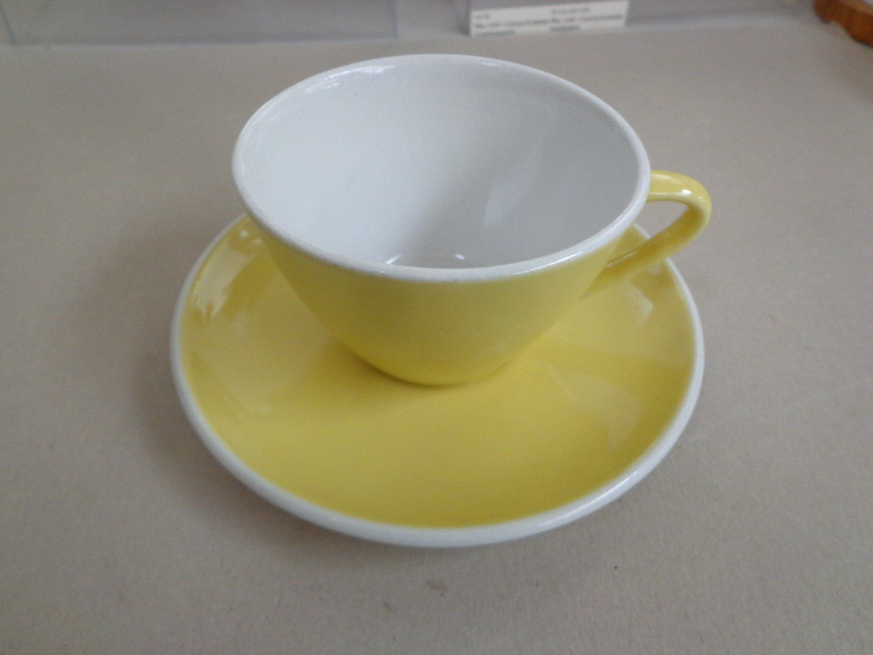 Rössler Tassen: Rössler gelb Kaffeetasse mit Unterteller – Gebraucht aus Zofingen von schmidi67