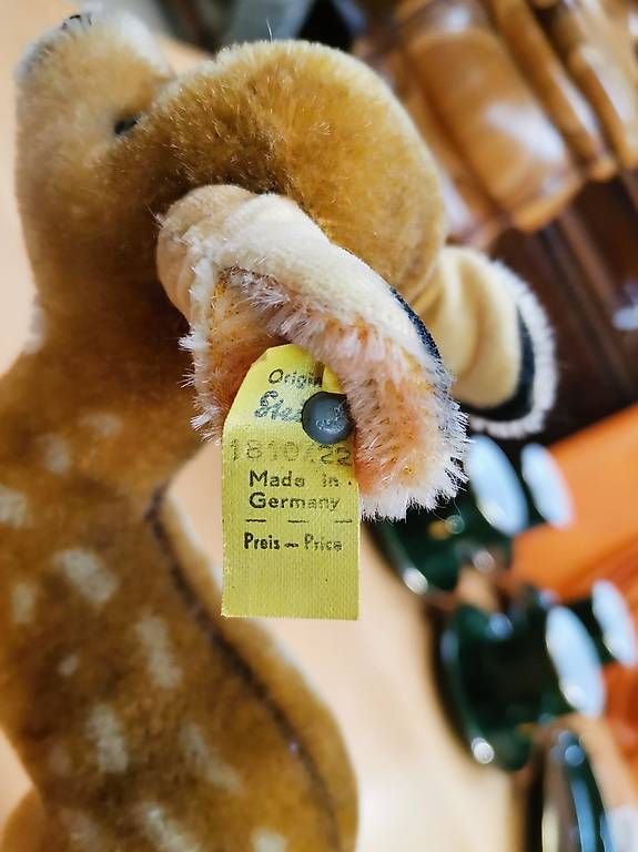 Steiff Spielzeuge: STEIFF Bambi – Gebraucht aus Suhr von Brocki-Suhr 2