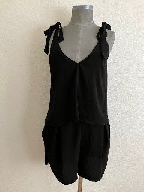 H&M Jumpsuits: Combi-Short H&M T 38 – D'occasion à Marin-Epagnier par rchouchouu
