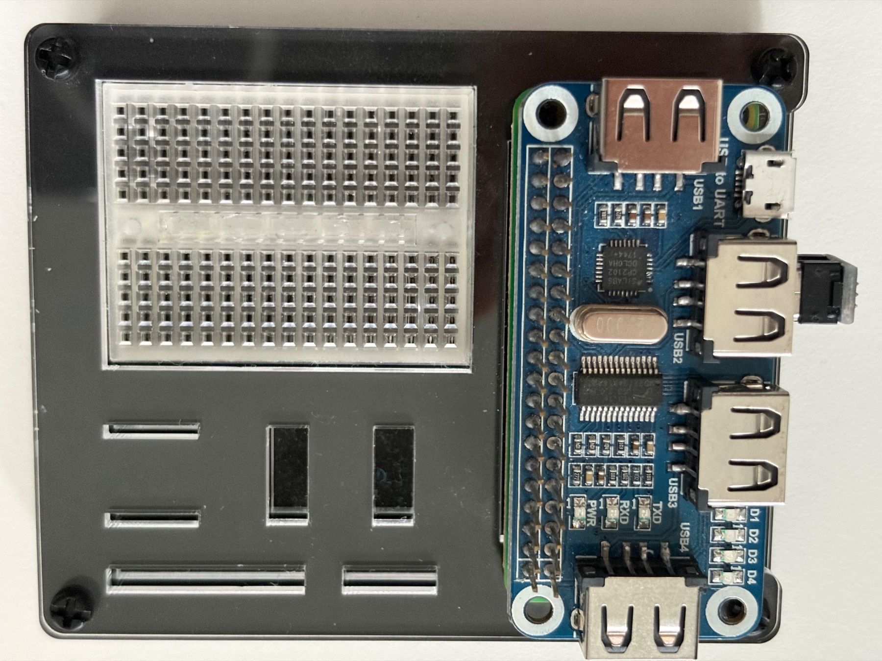 Raspberry Pi Componenti elettronici: Raspberry Pi Zero W mit Prototypen Board und USB HAT – Nuovo (secondo la descrizione) da Brissago venduto da Tschu