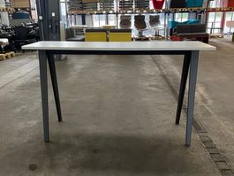 060 STEELCASE Stehtisch