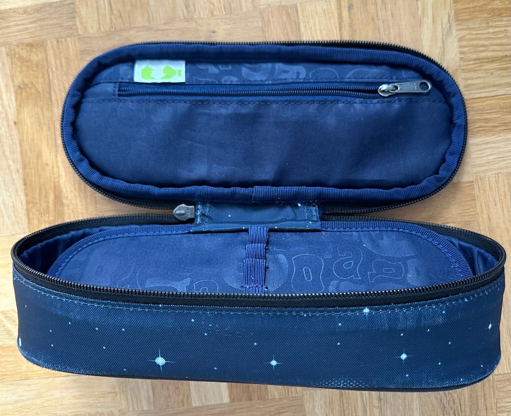 Ergobag Astucci : Ergobag Kobärnikus Weltraum Schlampermäppchen – Usato da Winterthur venduto da nelead 1