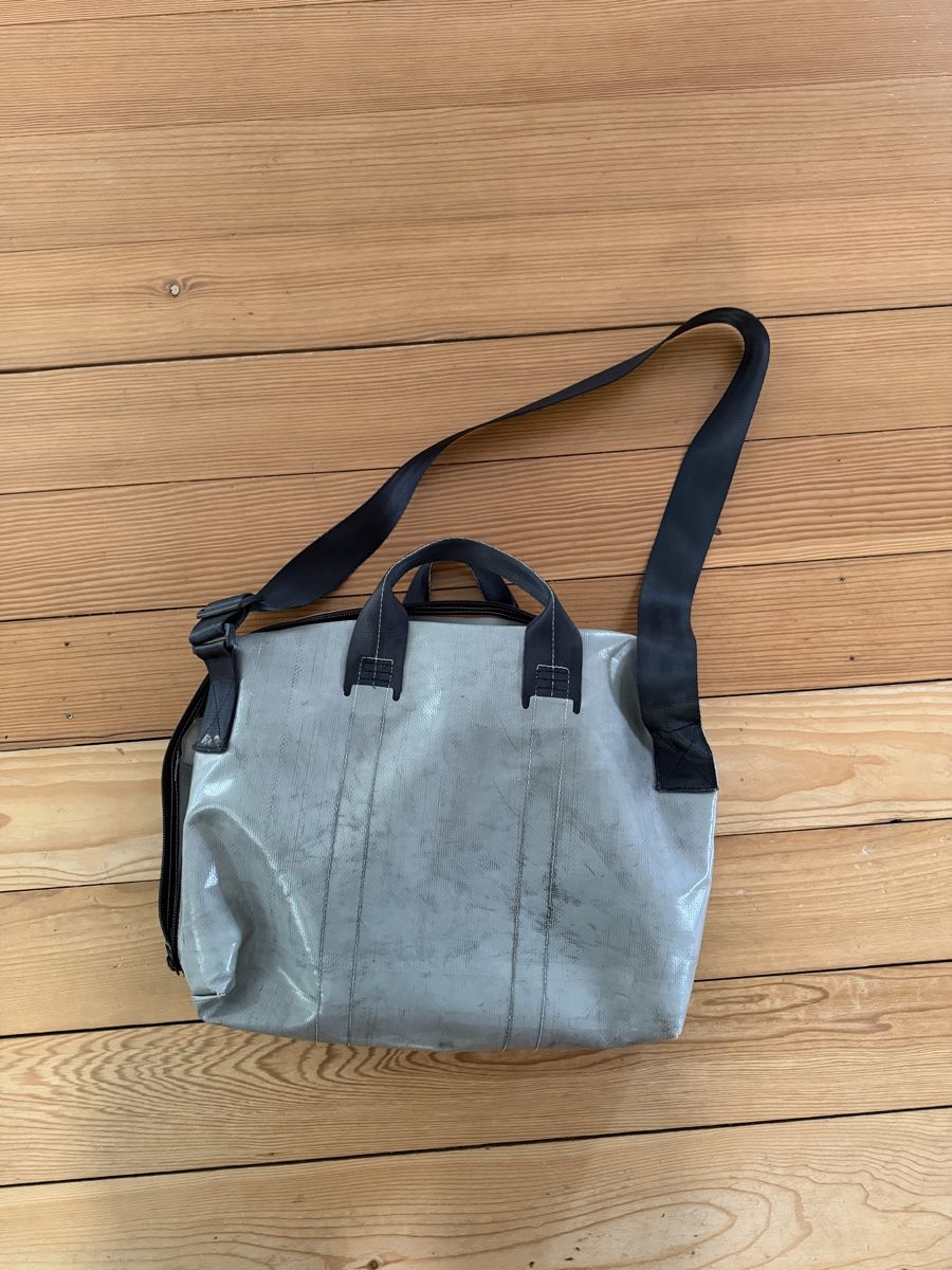 Freitag Taschen: Freitag Laptop Tasche – Gebraucht aus Langenthal von Futureska 4