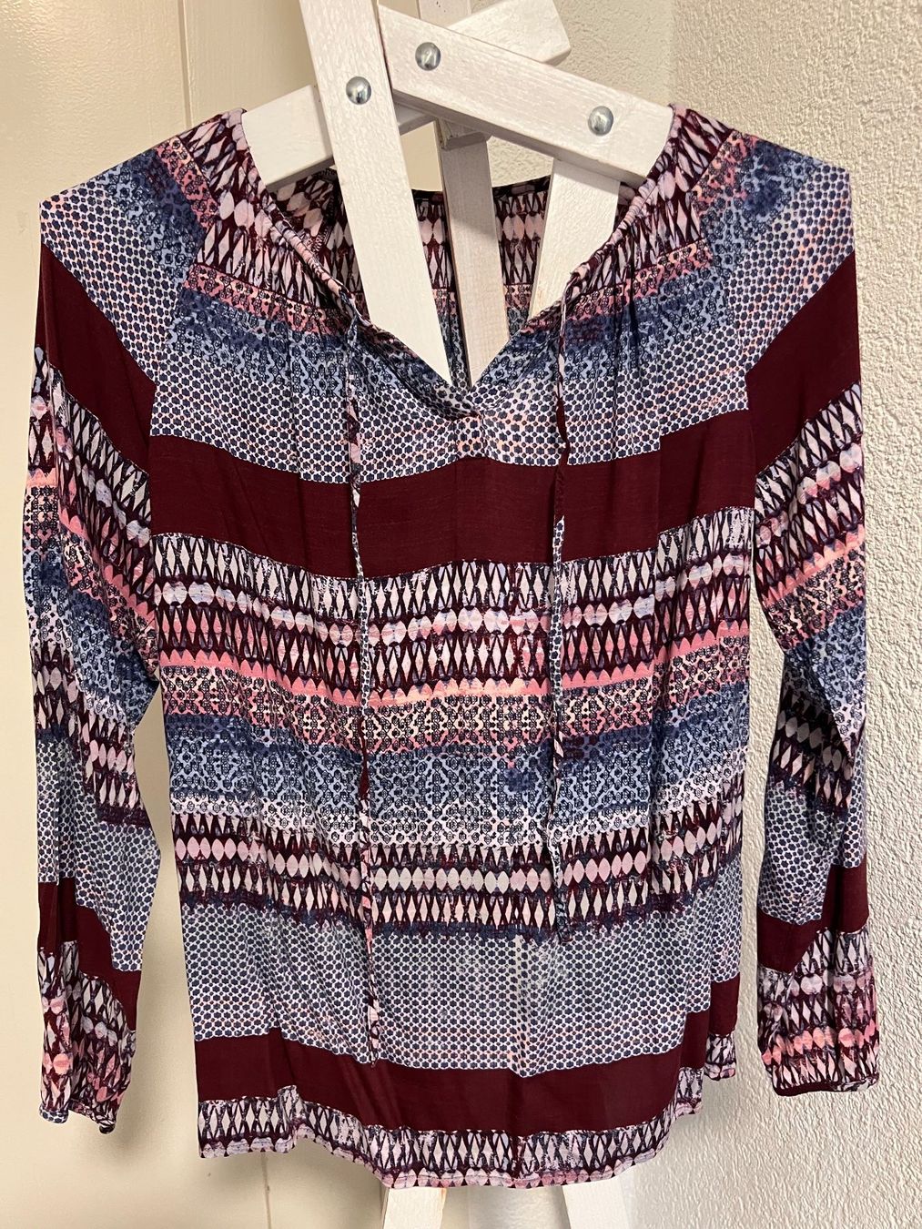 Blusen: super schöne farbige Bluse, Gr. 38 – Gebraucht aus Unterentfelden von Mcgisi