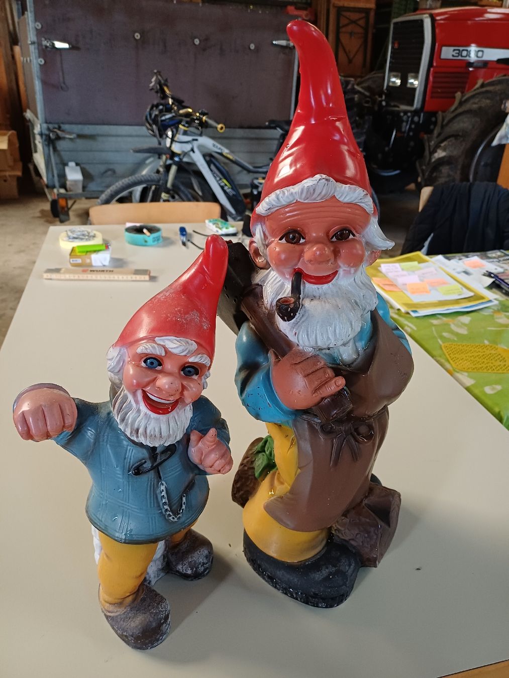 Statuette: 2 Gartenzwerge. 2 er Set .Gut erhalten  – Usato da Zuckenriet venduto da Res. 3