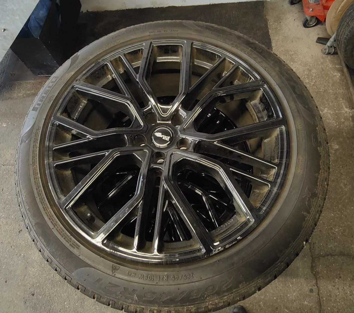 Pneumatici & Ruote complete: Audi E-Tron 55 Sportback Winterräder – Usato da Lyssach venduto da garagegautschi06 3