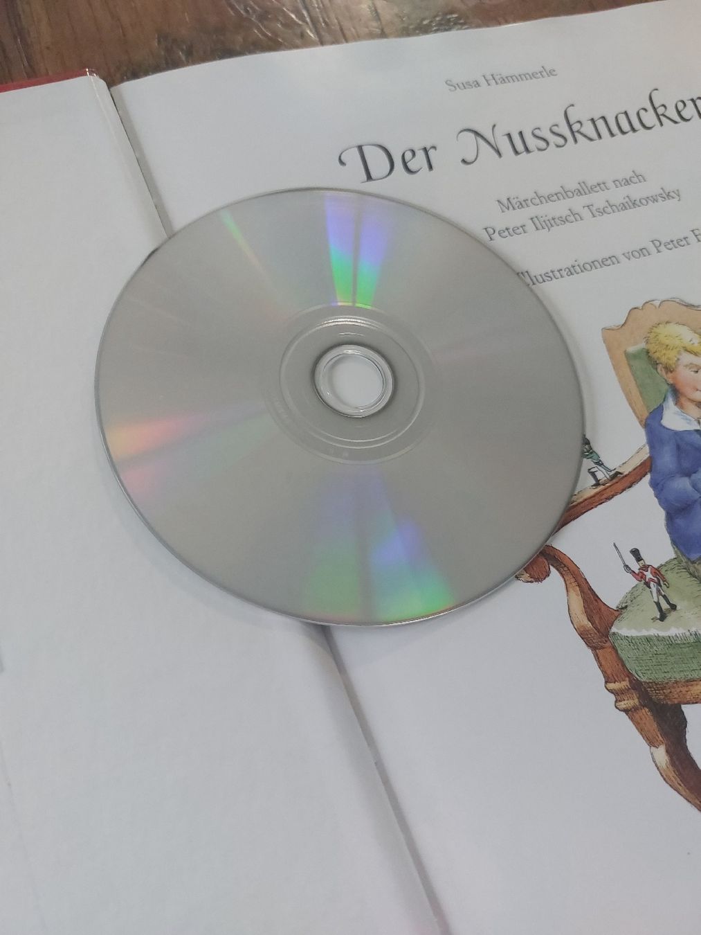 Bücher: Der Nussknacker Buch mit CD  – Gebraucht aus Wetzikon ZH von LTFKL5 2