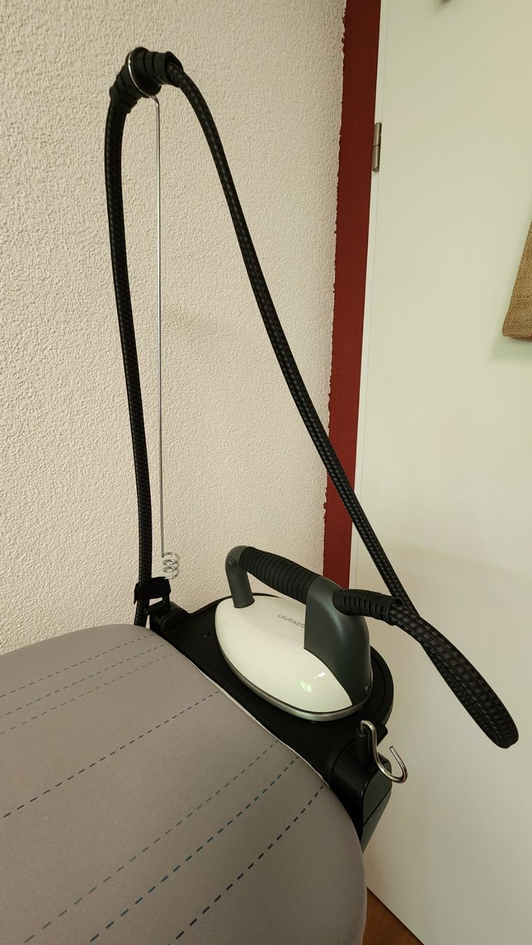 Laurastar Bügeleisen: Laura Star Smart i – Gebraucht aus Binz von Tigger6 2