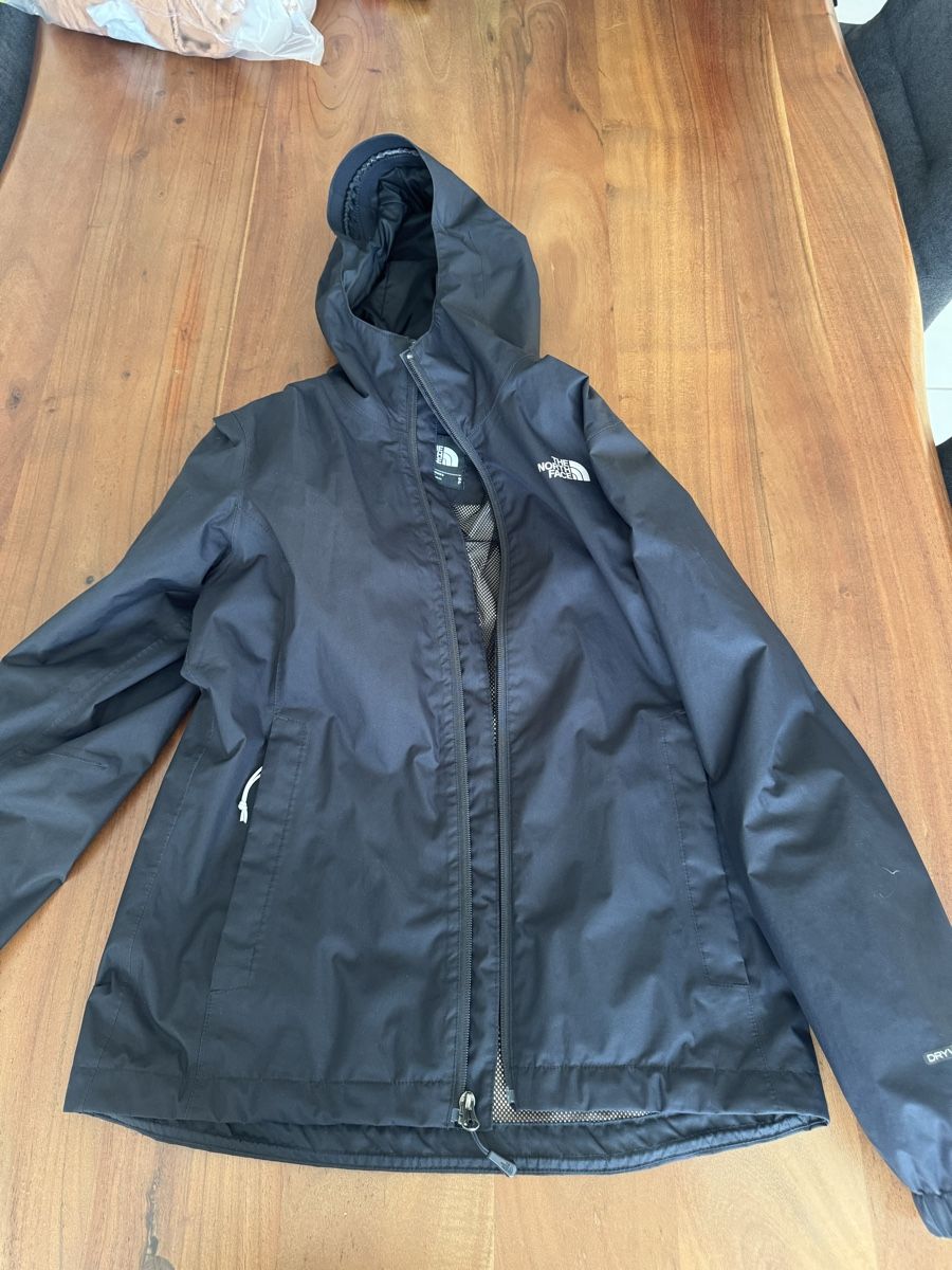 North Face Giacche: Regenjacke / Windjacke North Face – Usato da Kirchberg BE venduto da Summermeitschi19 1