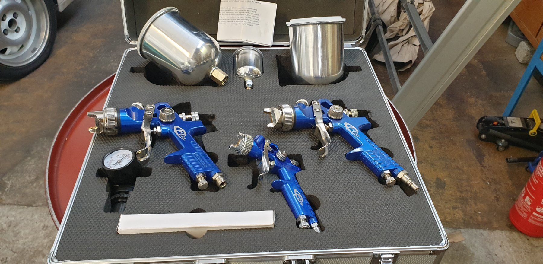 Tutti gli attrezzi: Spritzpistolen Set – Nuovo e nell'imballaggio originale da Müllheim Dorf venduto da Linus18 2