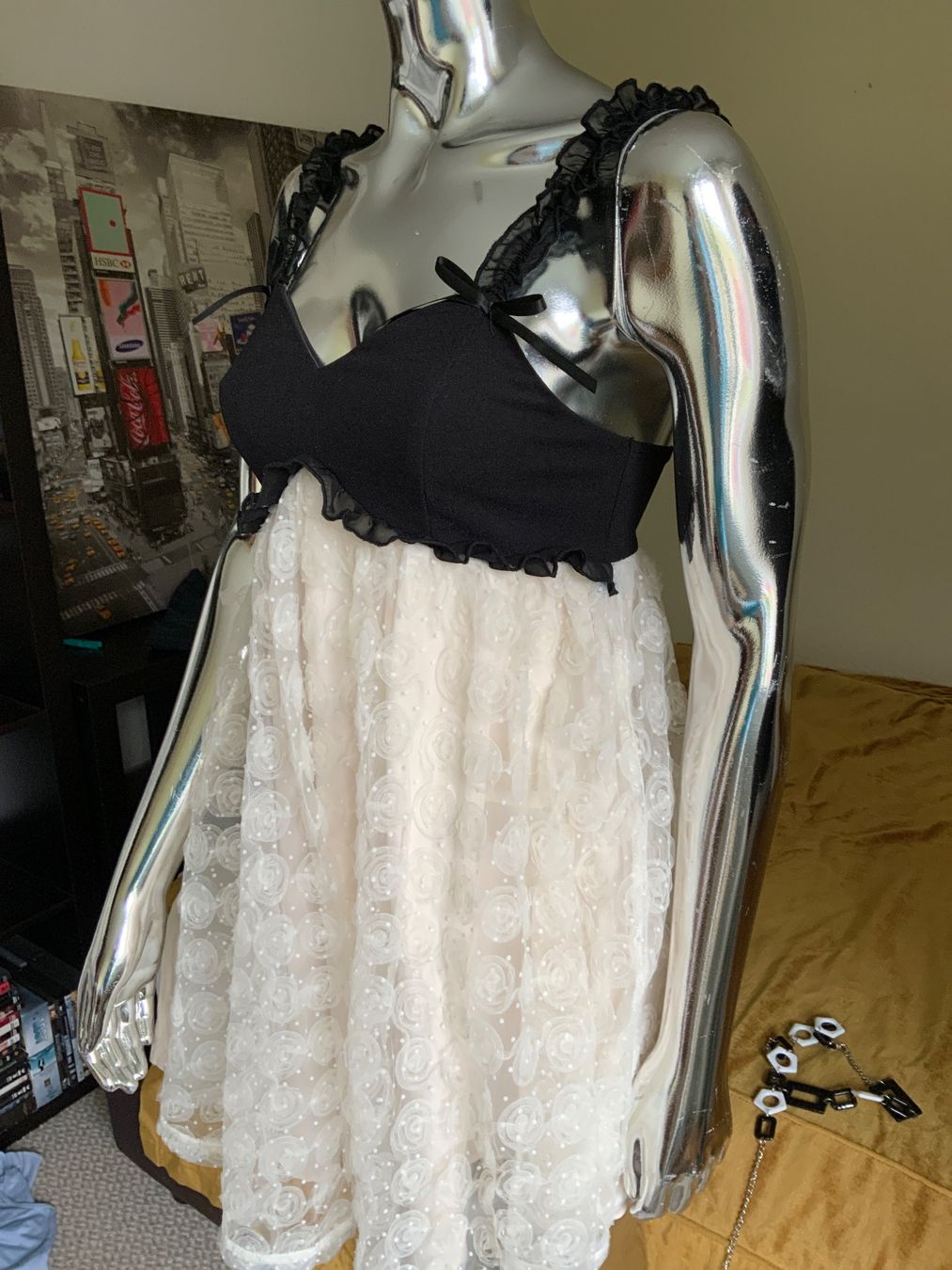 Vestiti: Party kleid gr s – Usato da Langnau am Albis venduto da Judithsebi 3