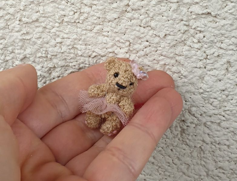 Statuette: Handgefertigte Miniatur Bärchen  3 cm in einer Walnussschale – Nuovo (secondo la descrizione) da Gelterkinden venduto da Macrameed 4