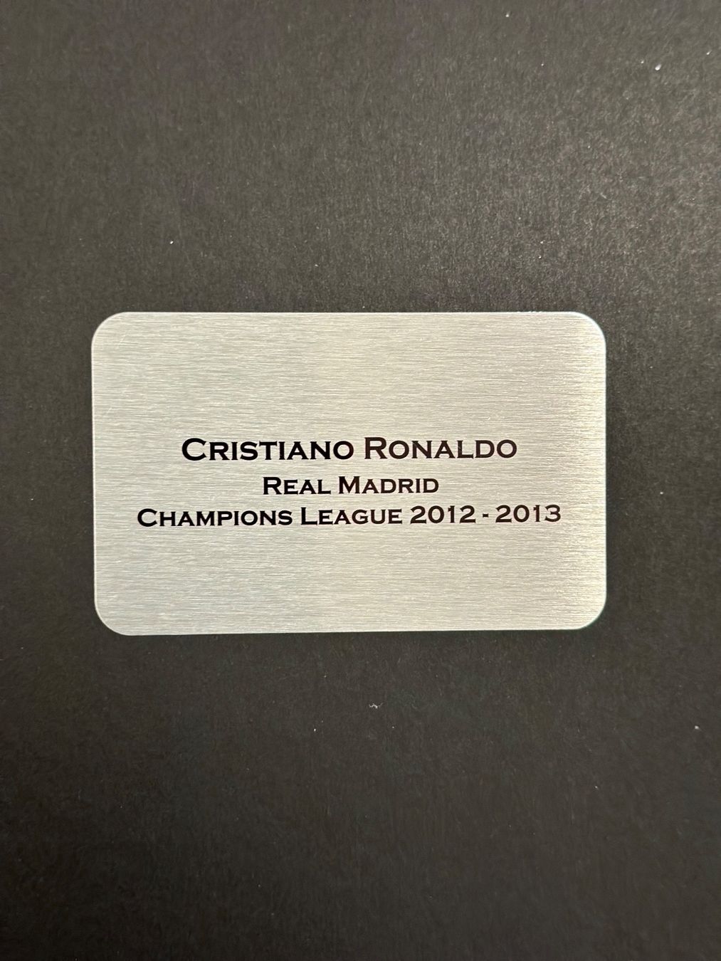 Autografi: T-Shirt mit Ronaldos Originalautogramm – Nuovo e nell'imballaggio originale da Bachenbülach venduto da inn_5kmg 8
