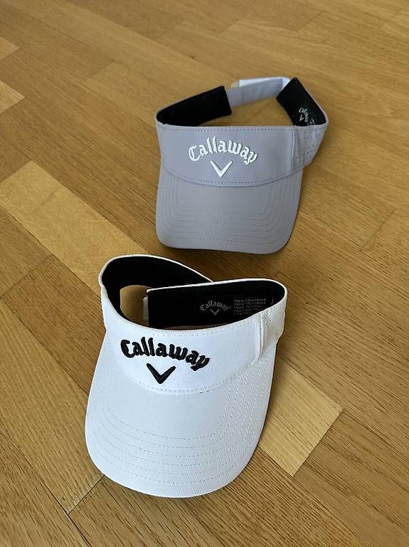 Callaway Hüte, Mützen & Caps: 2x Callaway Golf Visors  New & Unused  White+Grey – Neu (gemäss Beschreibung) aus Zug von dhe_8lxn