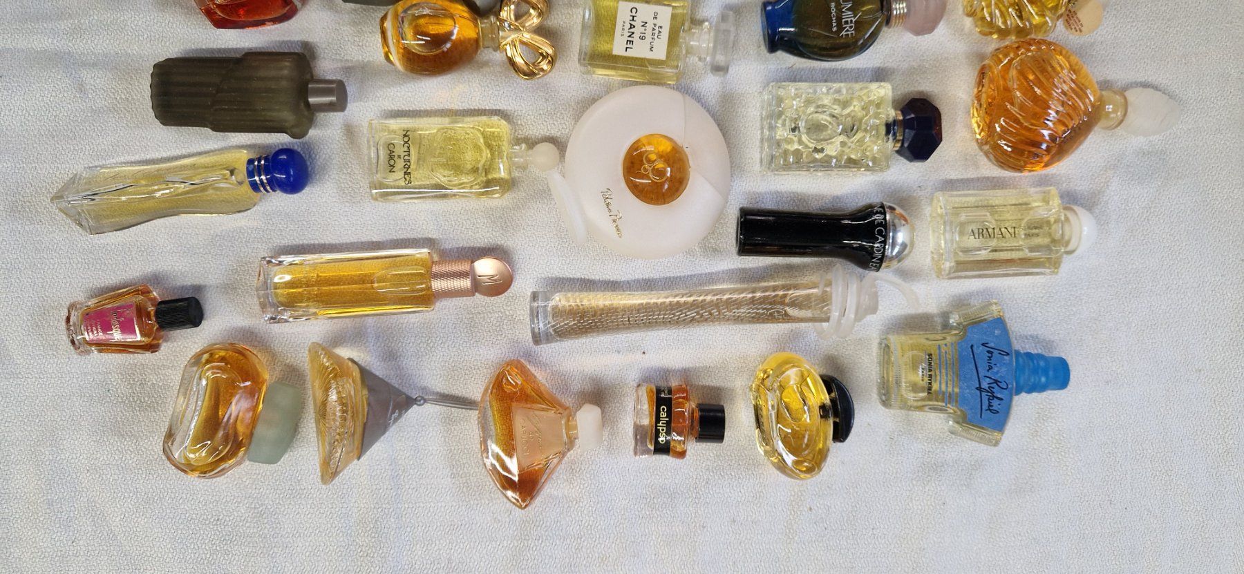 Profumi & Eau de Toilette: MINIATÜR PARFÜM – Usato da Bilten venduto da Mic2022 3