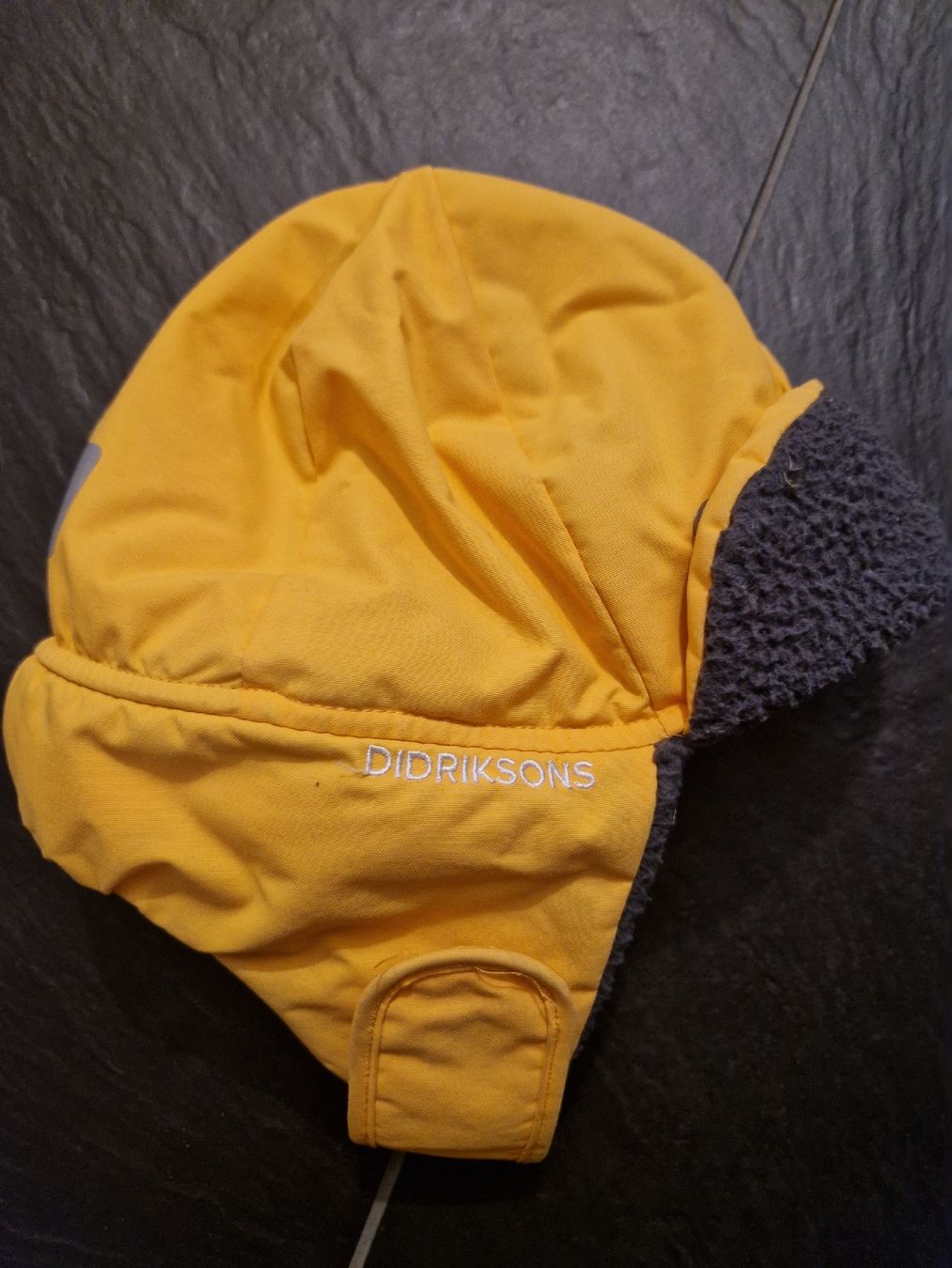Didriksons Copricapi, berretti & cappellini: didrikson Winter hat – Usato da Zug venduto da Bibibo
