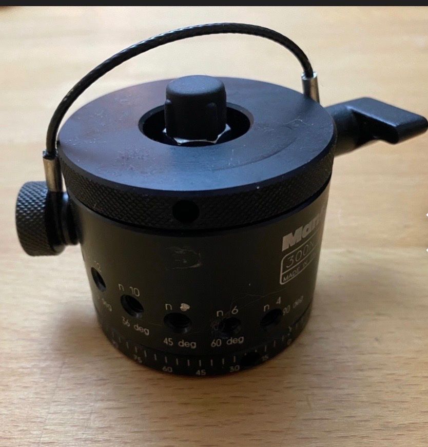 Treppiedi & Teste: Manfrotto 300N Panoramakopf – Usato da Fribourg venduto da waves55 1