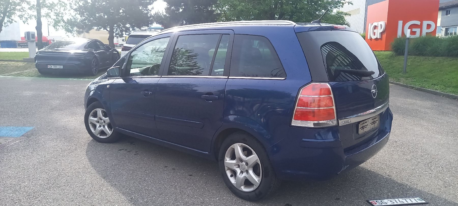 Servizi & Riparazioni: Auto zu vermieten 7plätzer  – Usato da Bazenheid venduto da Kettler2014 2