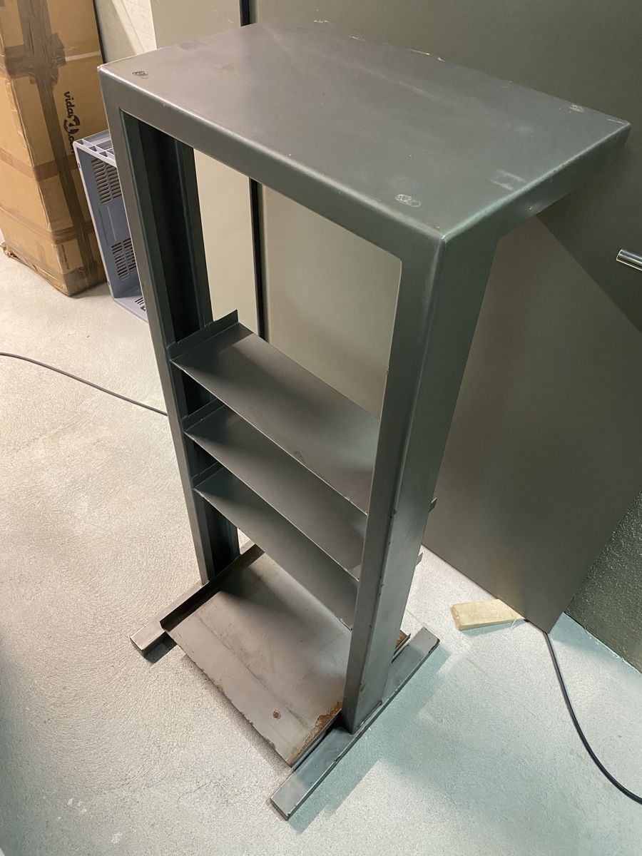 Wandhalterungen: ReVox Rack Spezialanfertigung – Gebraucht aus Winterthur von klassikaudio