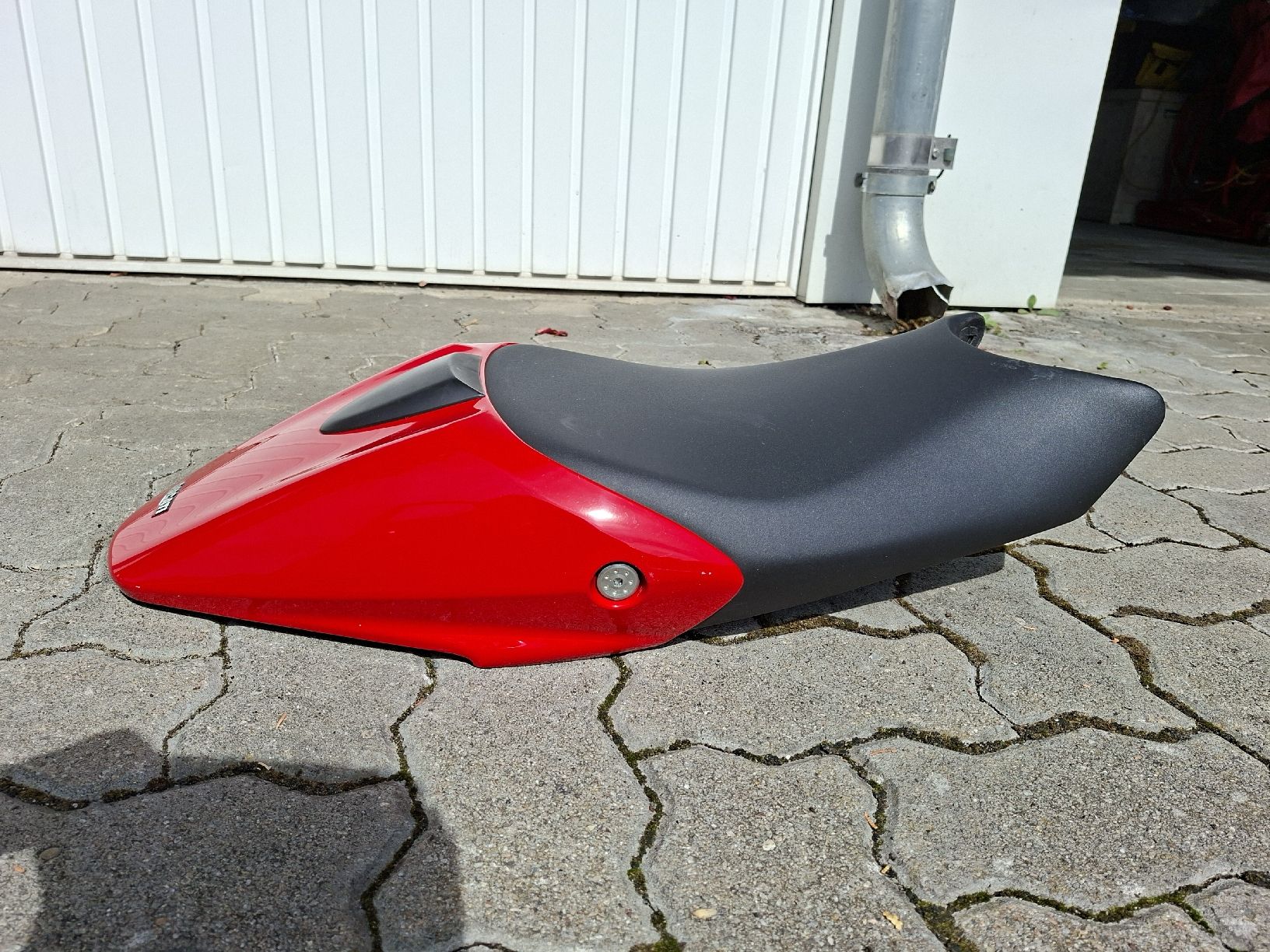 Ducati Alle Motorradersatzteile: Ducati Monster Sitzbank – Gebraucht aus Langenthal von nat_qtv9 2