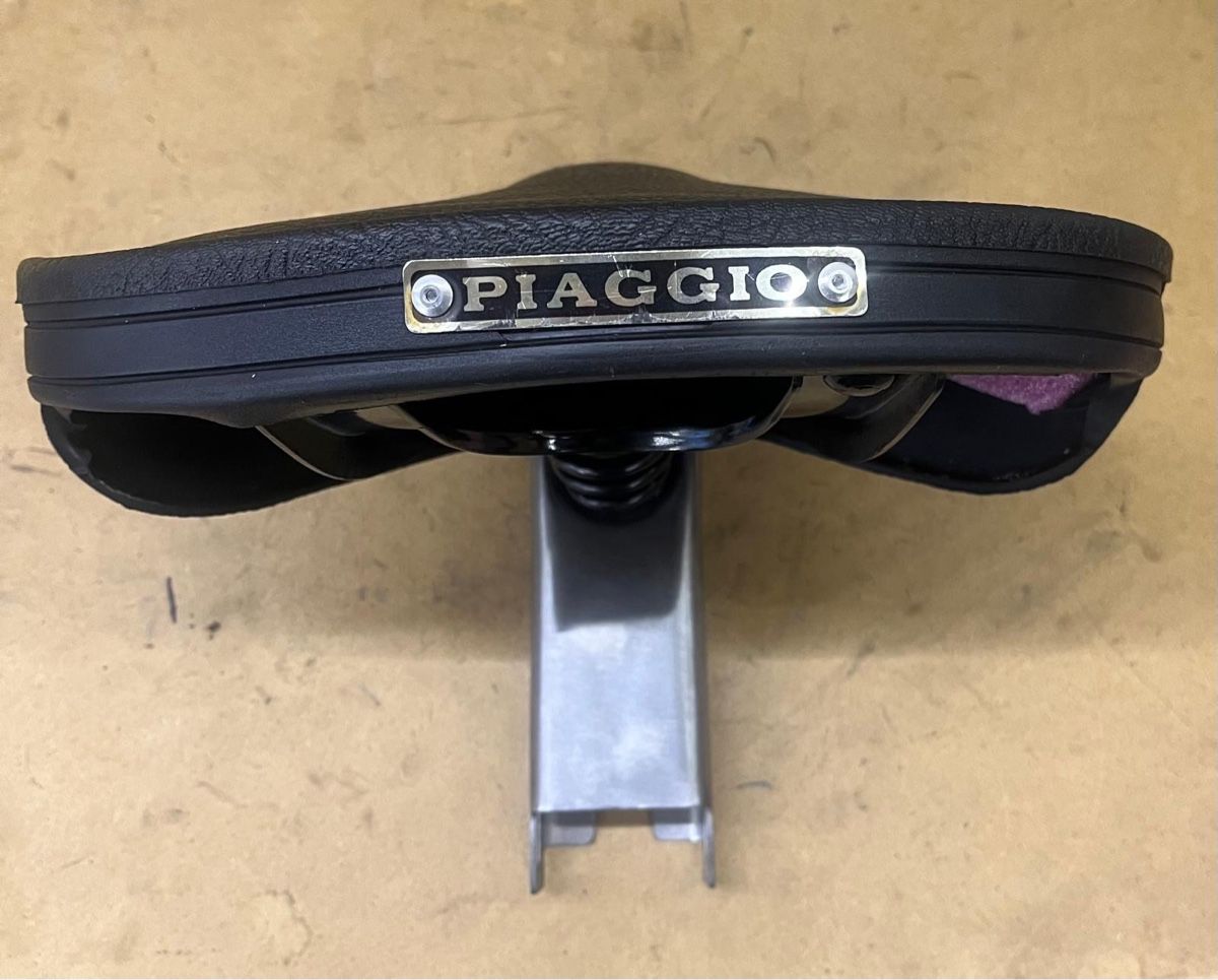 Piaggio Cyclomoteurs: Sattel Piaggio Ciao, 1. Serie – D'occasion à Ennetbürgen par Samsam0811