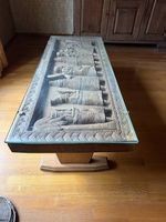 Afrikanischer Couchtisch Relief & Glasplatte
