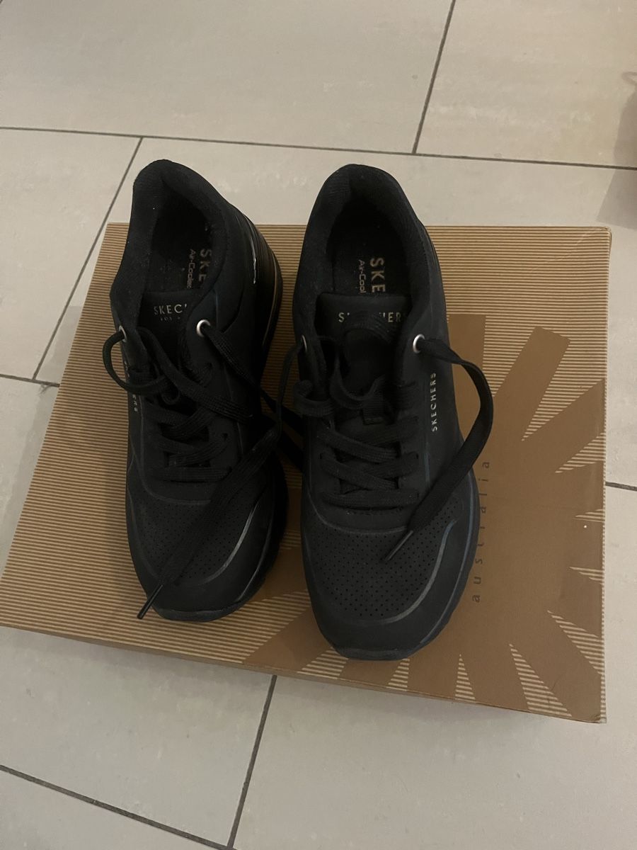 Scarpe da donna: Jolies baskets noires  – Nuovo (secondo la descrizione) da Prilly venduto da CHAGALL15 2