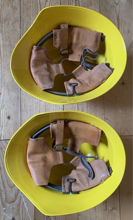 2 Stahlhelme vom Zivilschutz 6