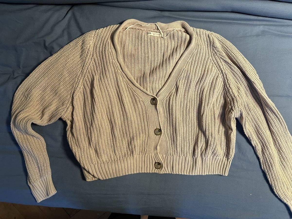 Jacken: Cardigan Strickjacke beige Grösse S – Gebraucht aus Luzern von nisssa