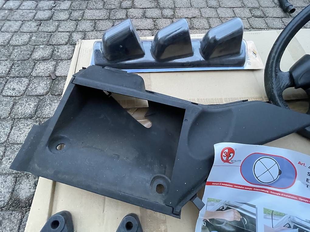 VW Tutti pezzi di ricambio auto: Div. VW T4 Teile – Usato da Wettingen venduto da Erdna2005 3