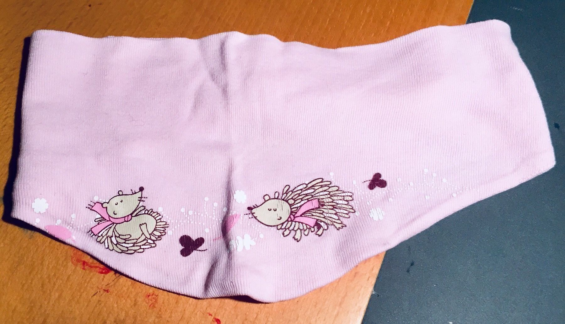Lotti & Set di vestiti: 4 herzige Halstüchli – Usato da Neuendorf venduto da Knopfi 2