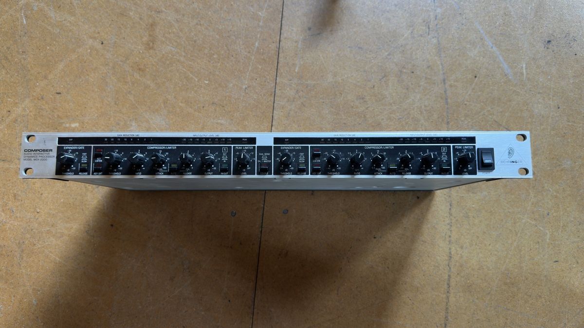 Behringer Egaliseurs: Behringer Composer MDX2000 Dual Compressor/Limiter – D'occasion à Niederlenz par CHAUsHypeWorld