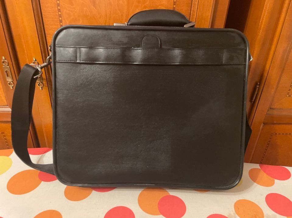 Borse: Siemens Notebook Laptop Tasche schwarz – Usato da Bergdietikon venduto da antovale 1