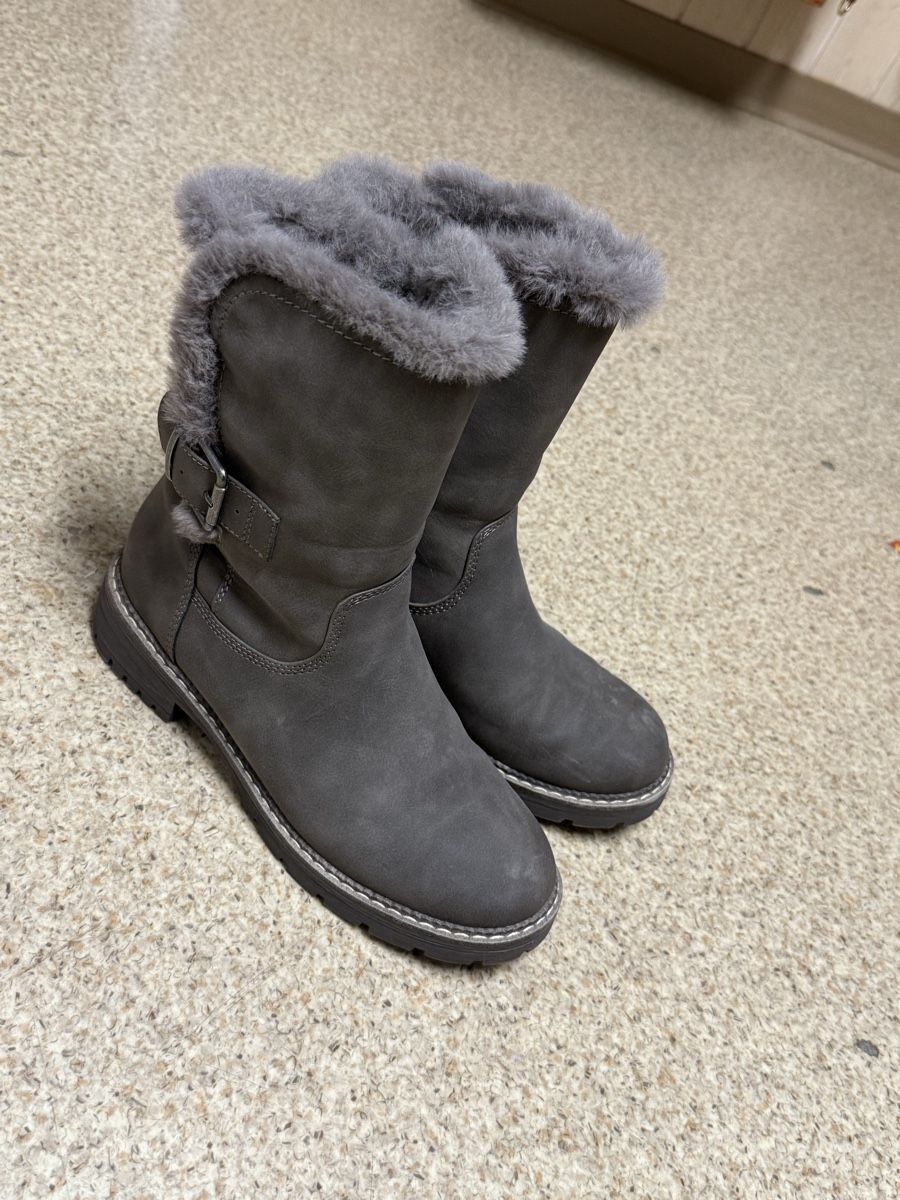 Scarpe da donna: Winterschuhe Gr.38 – Nuovo (secondo la descrizione) da Oeschgen venduto da Mich_elle