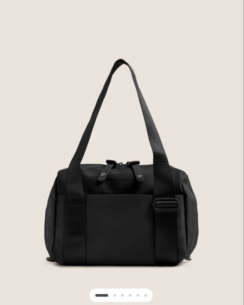 Gymshark Borse: Gymshark Everyday Mini Holdall Tasche Schwarz  – Nuovo (secondo la descrizione) da Winterthur venduto da chiaraelisa93