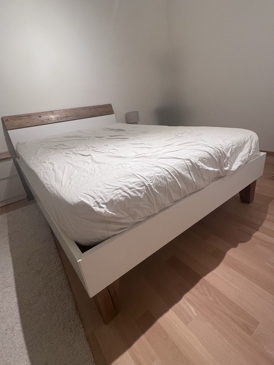 Letti: Bett weiss mit Eiche massiv – Usato da St. Gallen venduto da syna_99 4