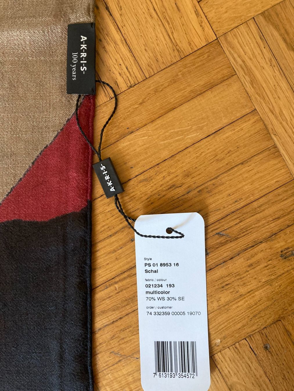 Akris Foulard & Sciarpe: Schicker Akris Schal – Nuovo e nell'imballaggio originale da Obfelden venduto da miau68 2