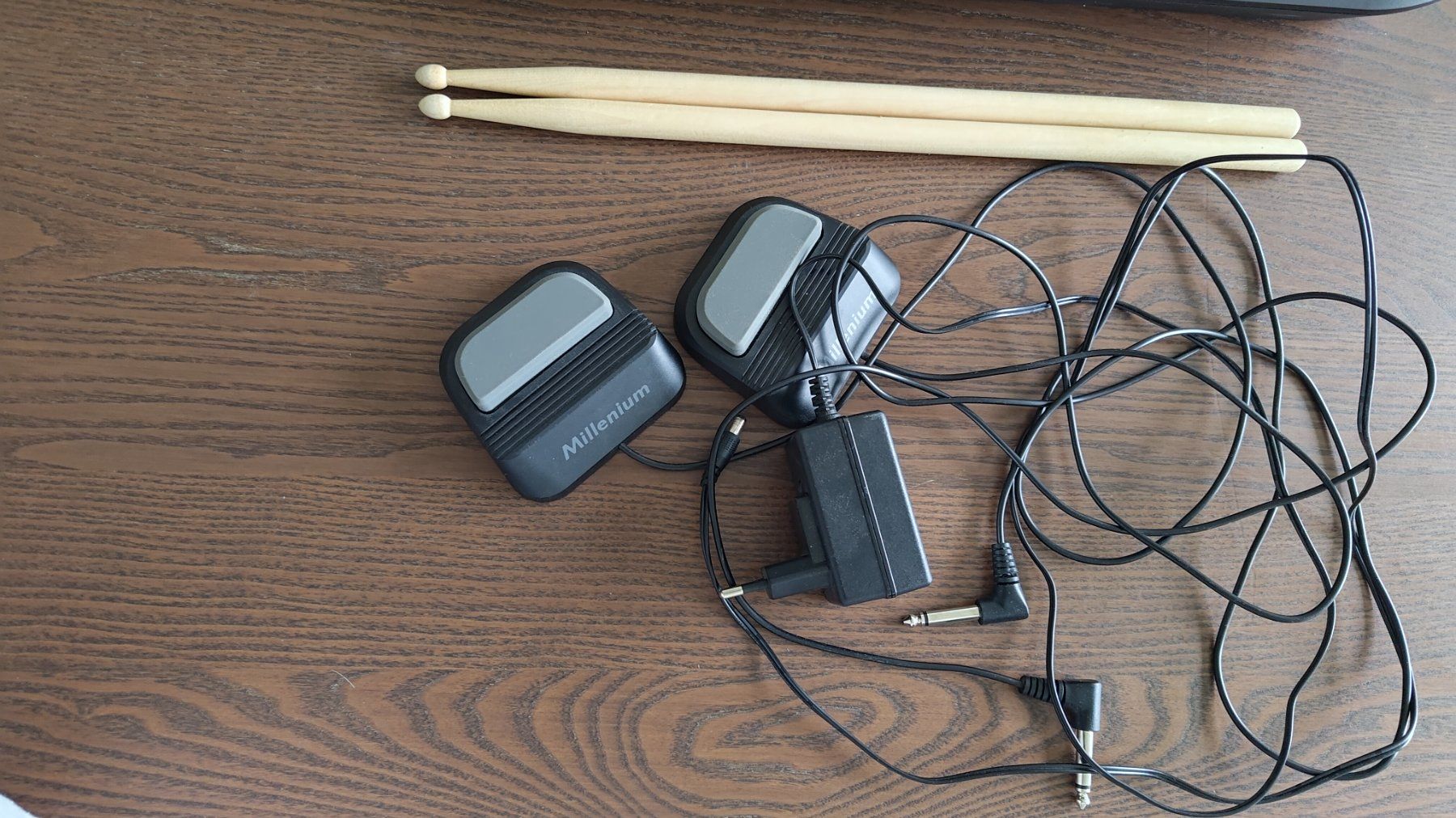 Instruments de musique: Millenium MD-100 Tischschlagzeug mit Drummersitz – Neuf (Voir description) à Zürich par rpr_m872 3