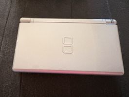 Console Nintendo DS Lite argent avec étui bon état