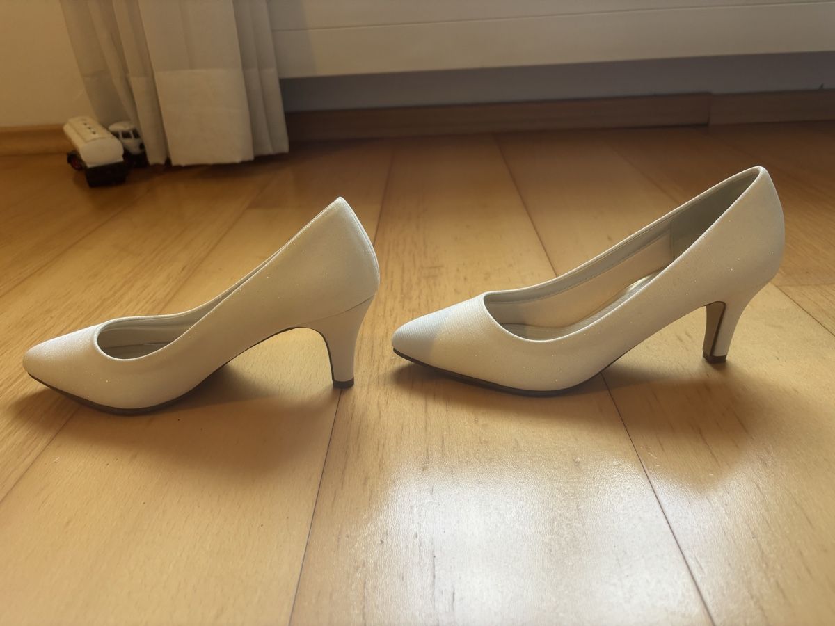 Rainbow Scarpe da donna: Brautschuhe - Rainbow Club - 38.5 – Usato da Hofstetten SO venduto da kar_2l9m 4