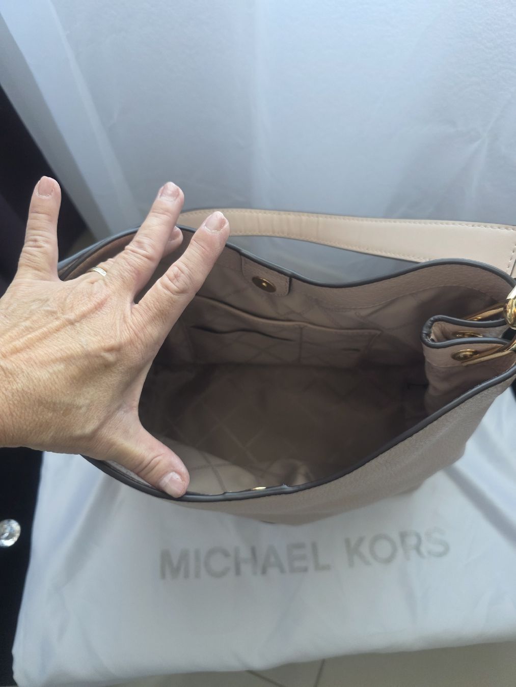 Michael Kors Borse da donna: Sac Michael Kors , rose  – Nuovo (secondo la descrizione) da Formangueires venduto da fab_q6h8 3