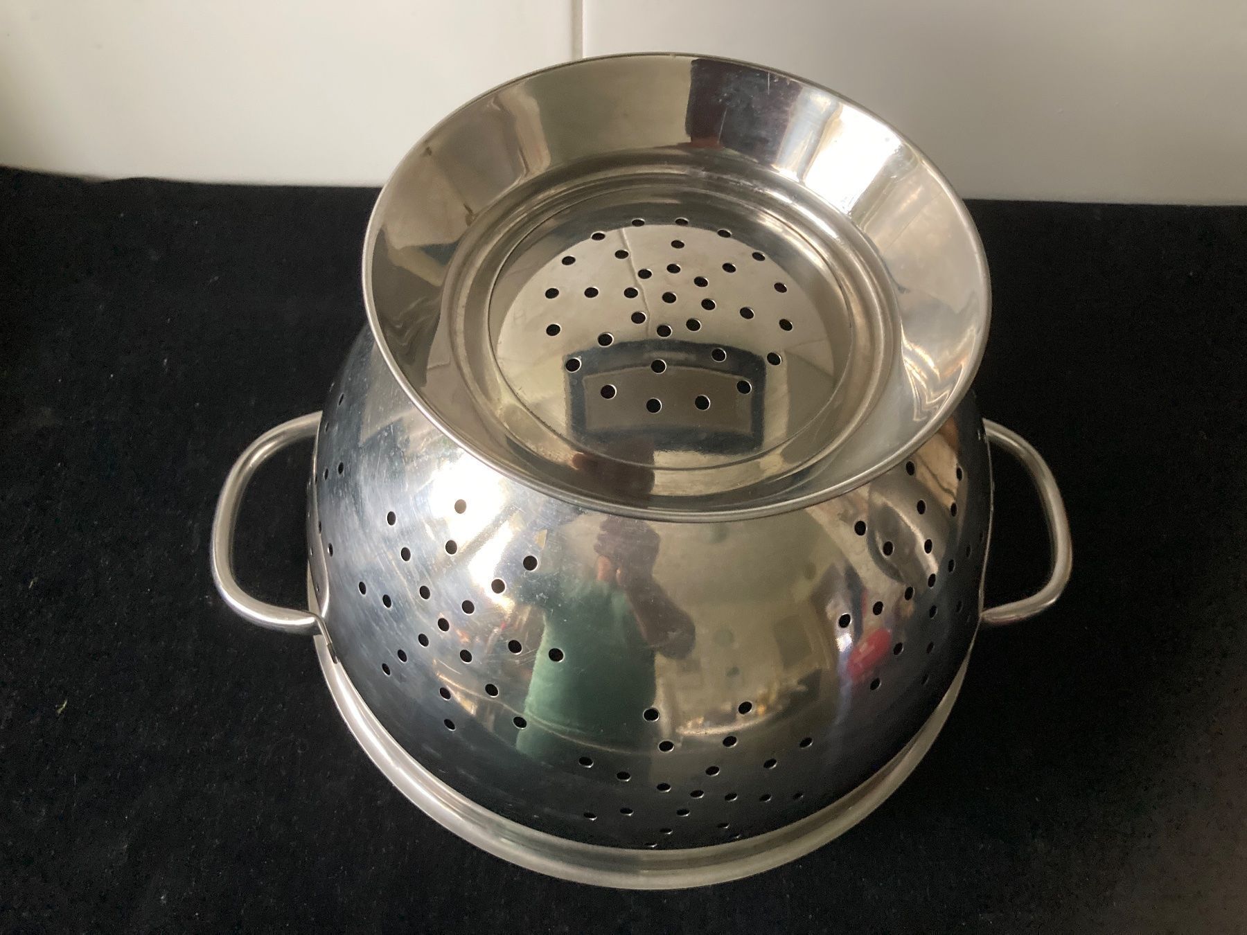Elettrodomestici da cucina: Löcher-Becken aus Chromstahl – Usato da Zürich venduto da Chaeffeler 3