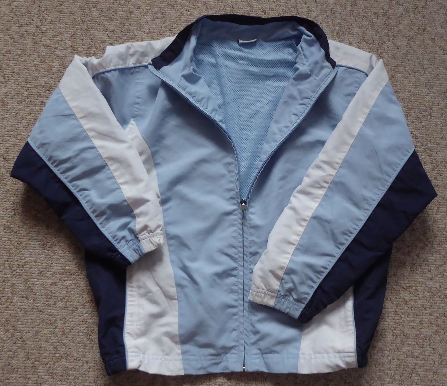 Lotti & Set di vestiti: Mädchen Trainer Gr. 140 Jacke und Hose – Usato da Wettingen venduto da tonia3 1