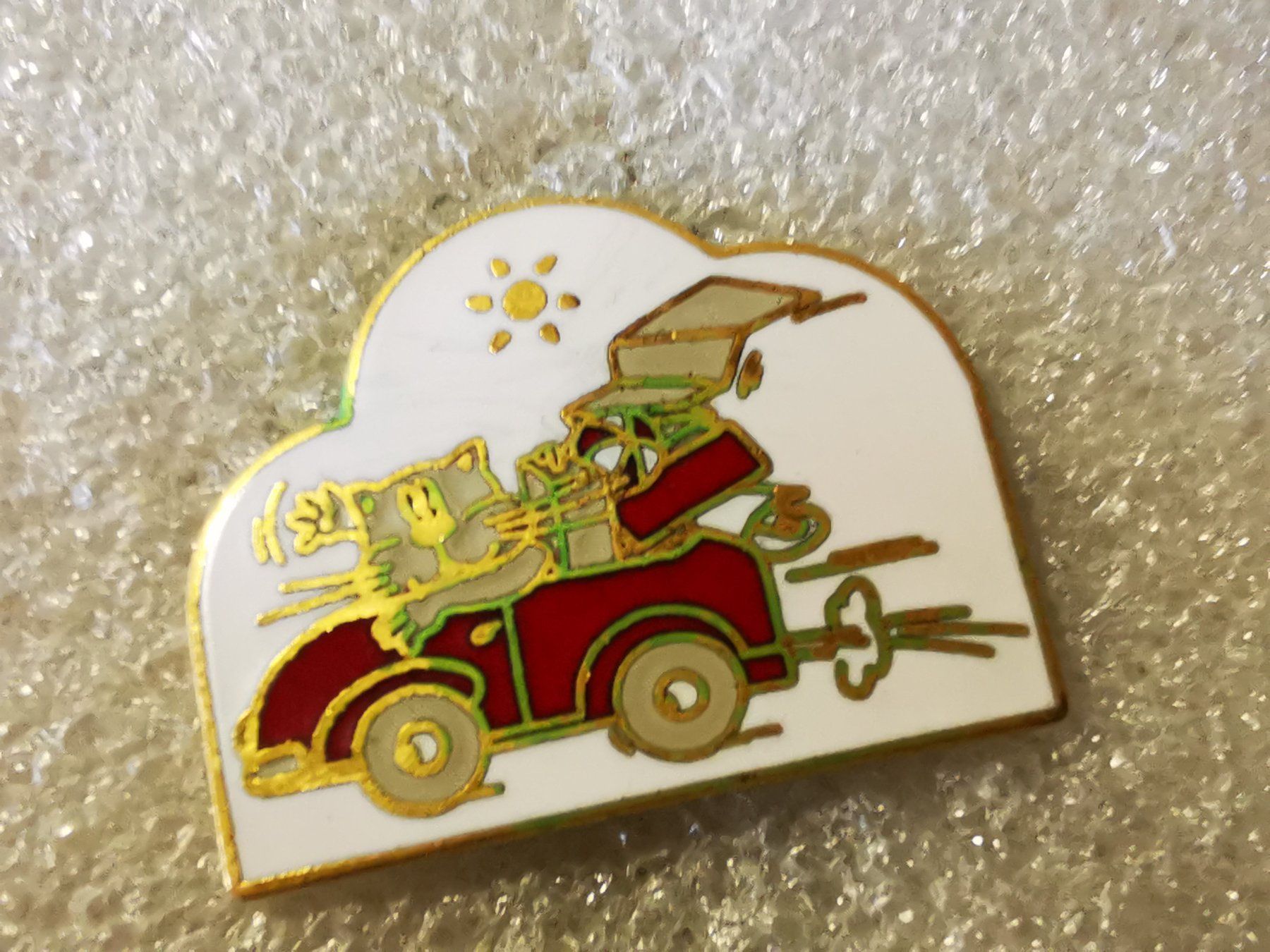 Plaketten & Abzeichen: Ansteckpin 189: Celebral – Gebraucht aus Oppligen von Pin-Fall-Shop