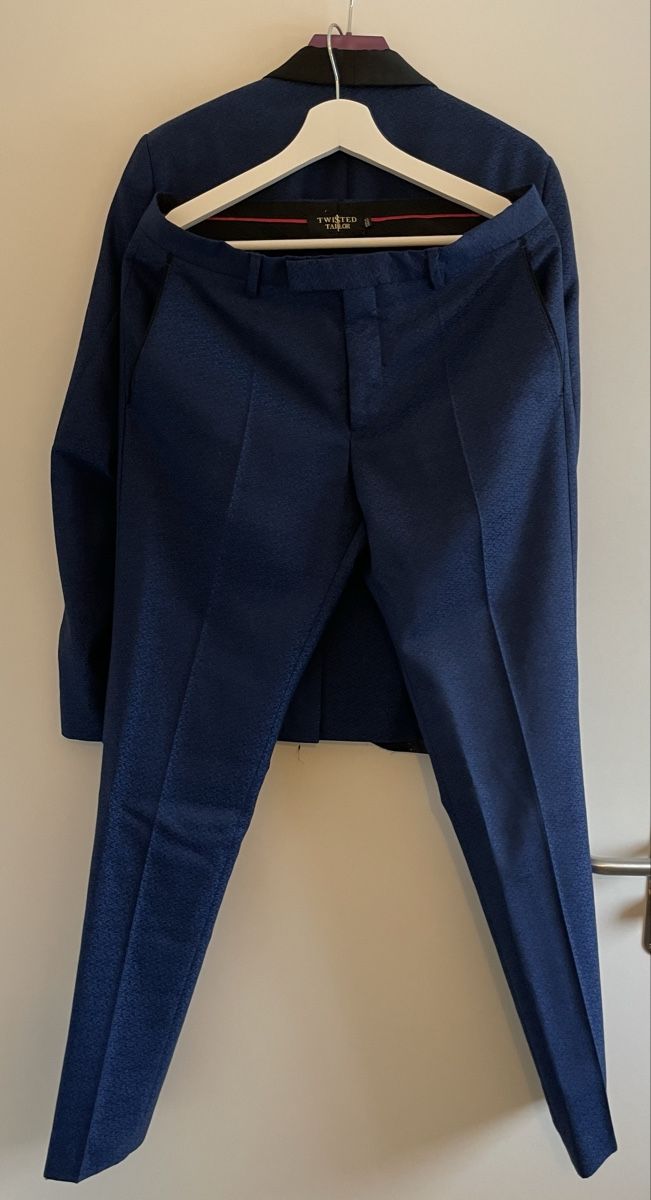 Completi: Twisted Tailor, Costume bleu marine – Nuovo (secondo la descrizione) da Lausanne venduto da Lou__